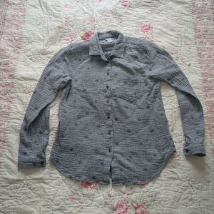 Woman's Small Carbon2Cobalt Gray Button-Up Shirt